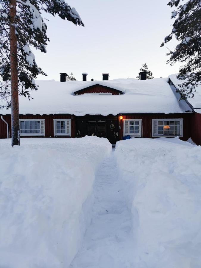 Winter Nest - A Cozy Accommodation In The Heart Of Saariselkae Екстер'єр фото